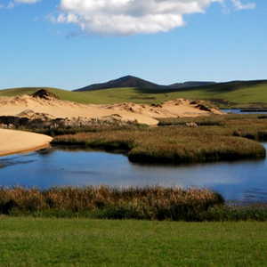 Te Werahi Lagoon and dunes